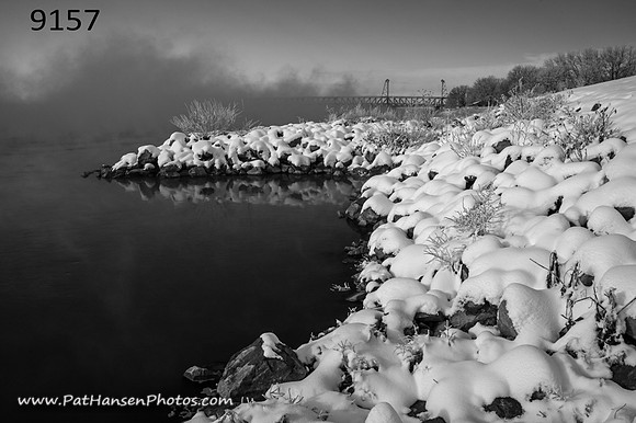 9157 snowy rocks & Meridian Bridge H #6