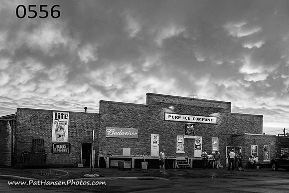 0556 Ice House & puffy clouds