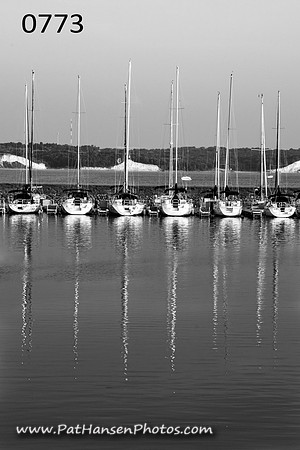 0773 reflecting sailboats on L&C Lake V