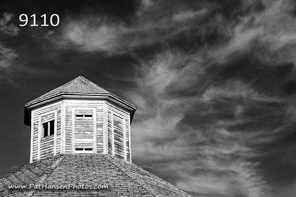 9110 round barn cupola