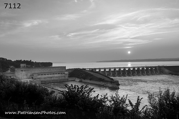 7112 Gavins Point Dam from NE side #5