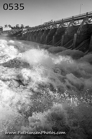 0535 Gavins Point Dam with high cfs V #1