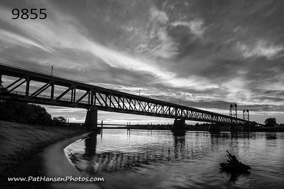 9855 Meridian Bridge & shoreline from NE side #6