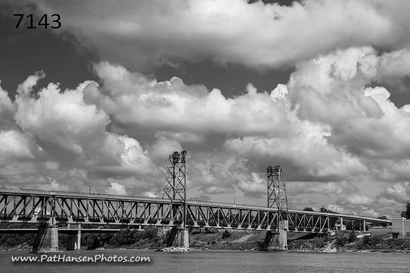 7143 Meridian Bridge & clouds #6